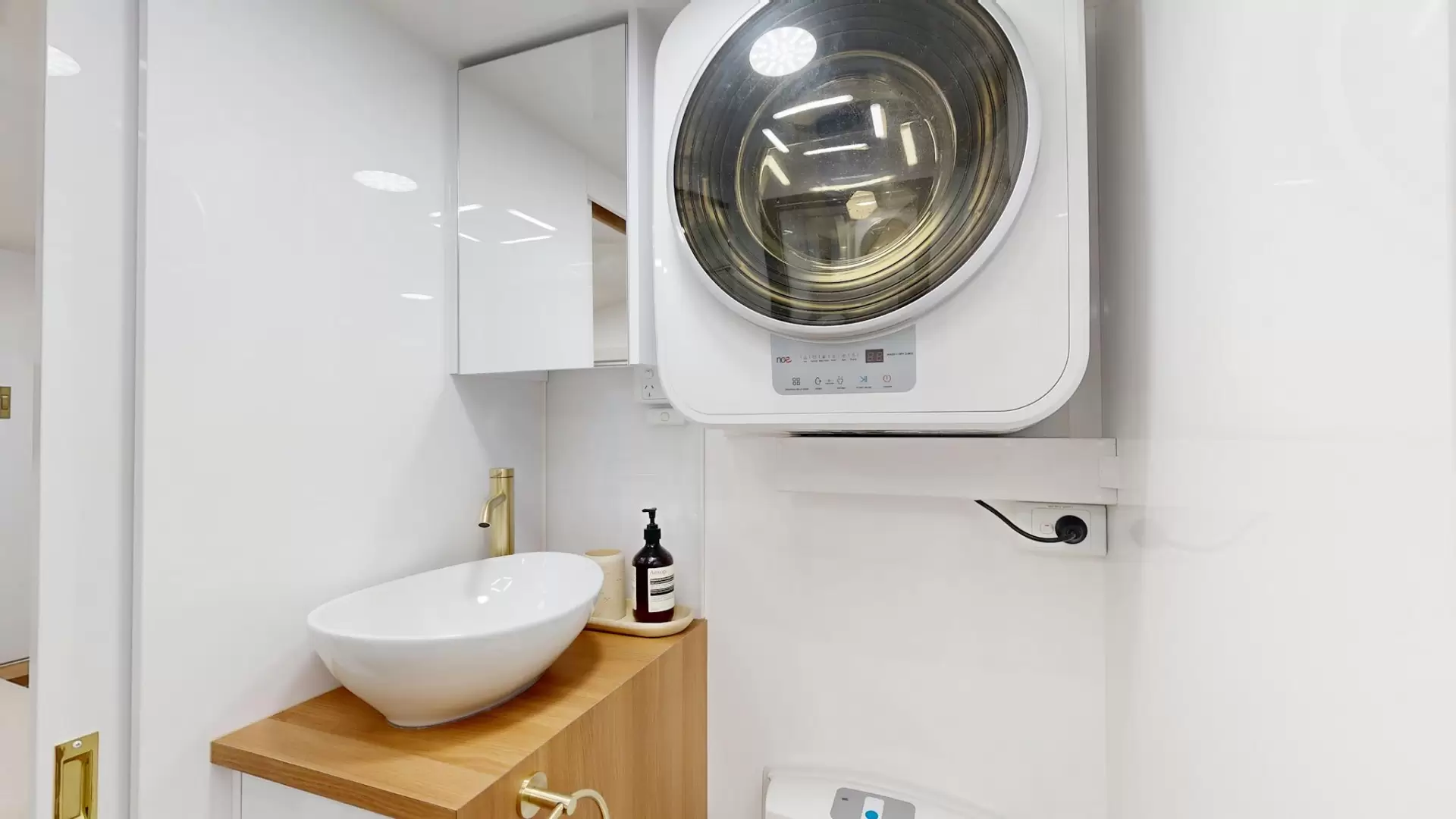 NEW 2025 VACATIONER CARAVANS ENDURA