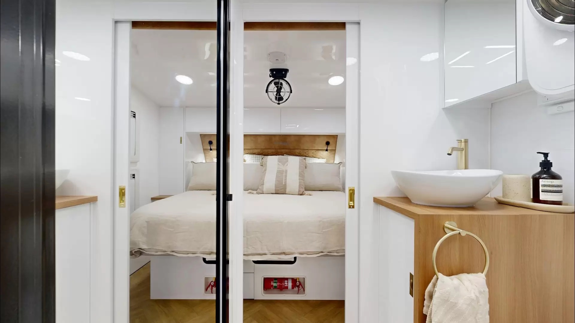 NEW 2025 VACATIONER CARAVANS ENDURA