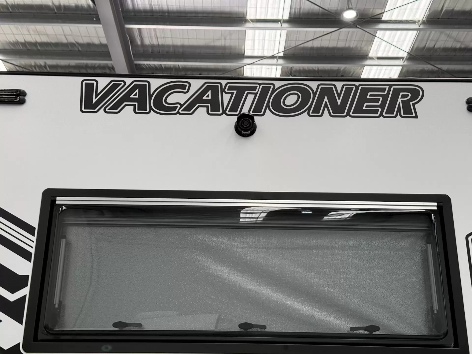 NEW 2025 VACATIONER CARAVANS ENDURA