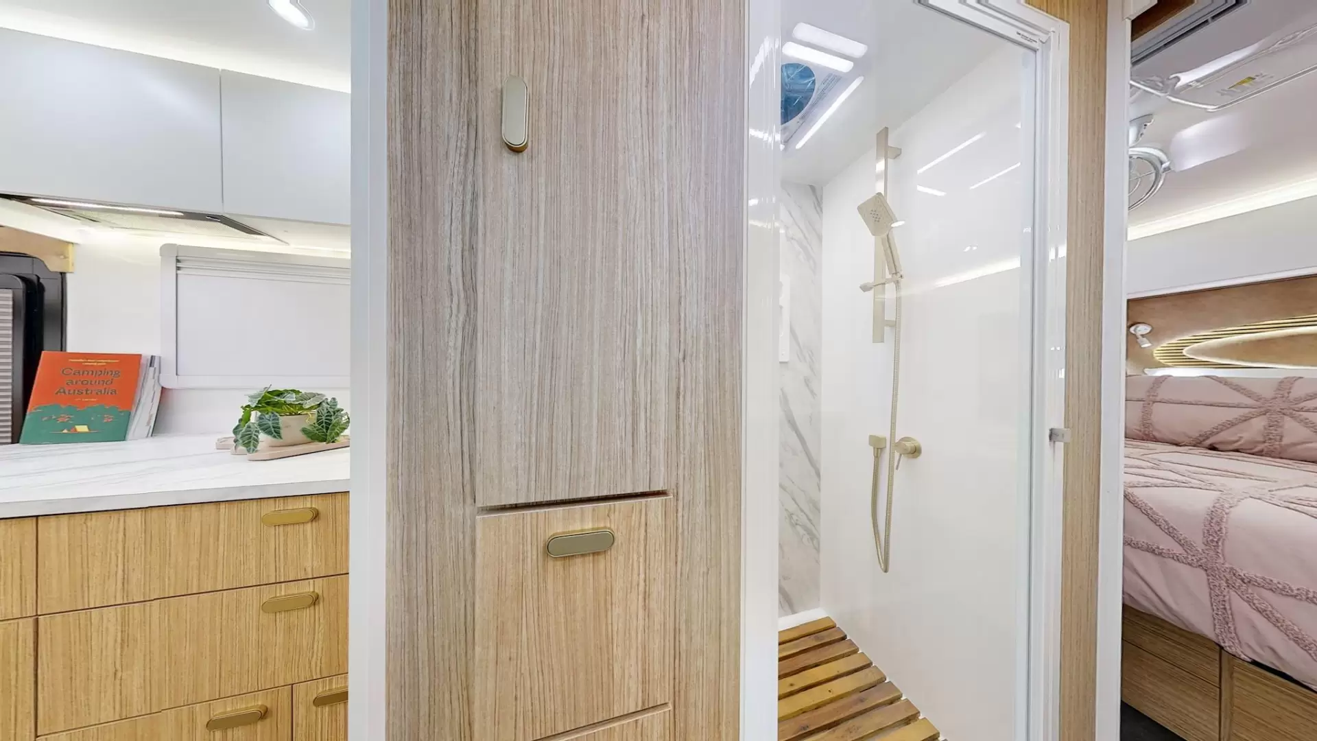 NEW 2026 VACATIONER CARAVANS DAKAR