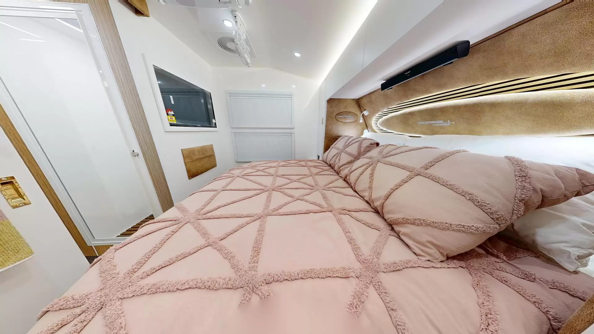 NEW 2026 VACATIONER CARAVANS DAKAR