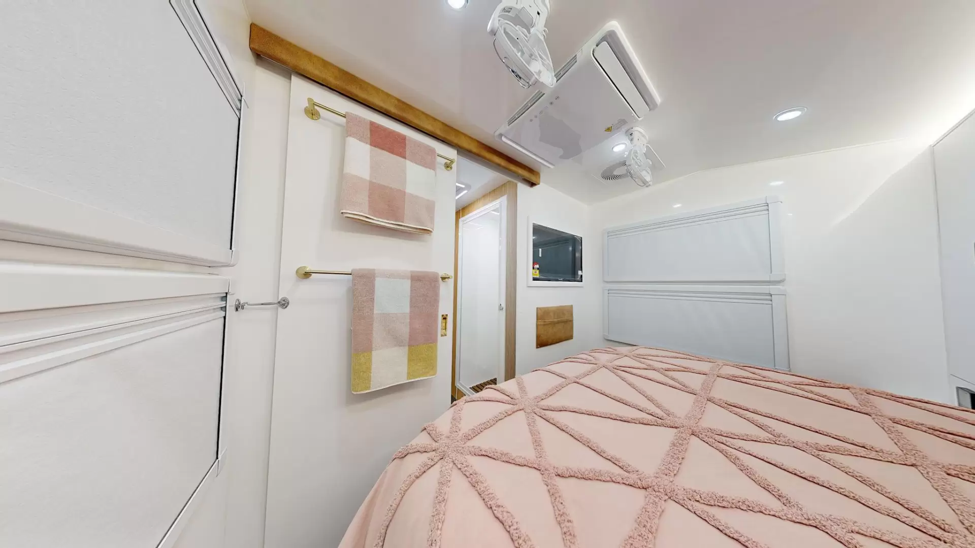 NEW 2026 VACATIONER CARAVANS DAKAR