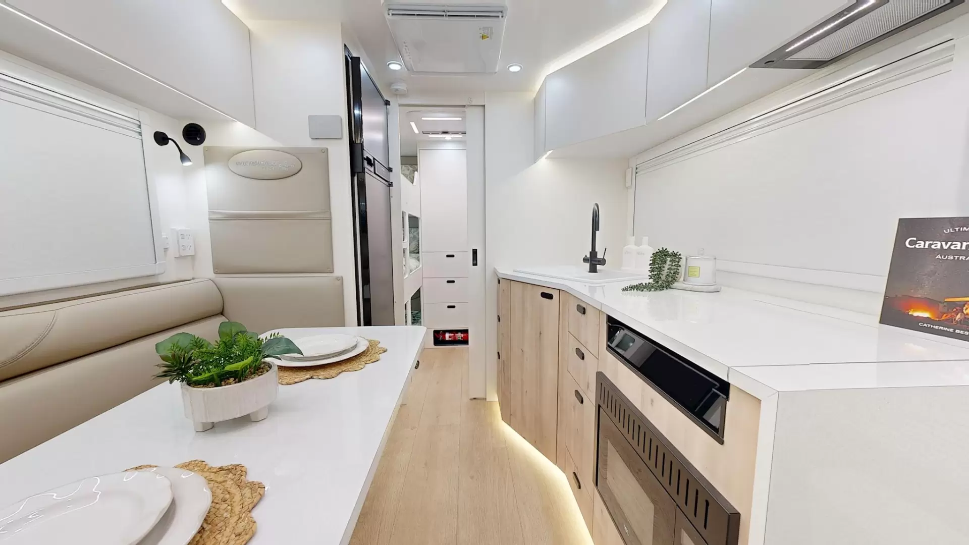 NEW 2026 VACATIONER CARAVANS ROUGH RIDER