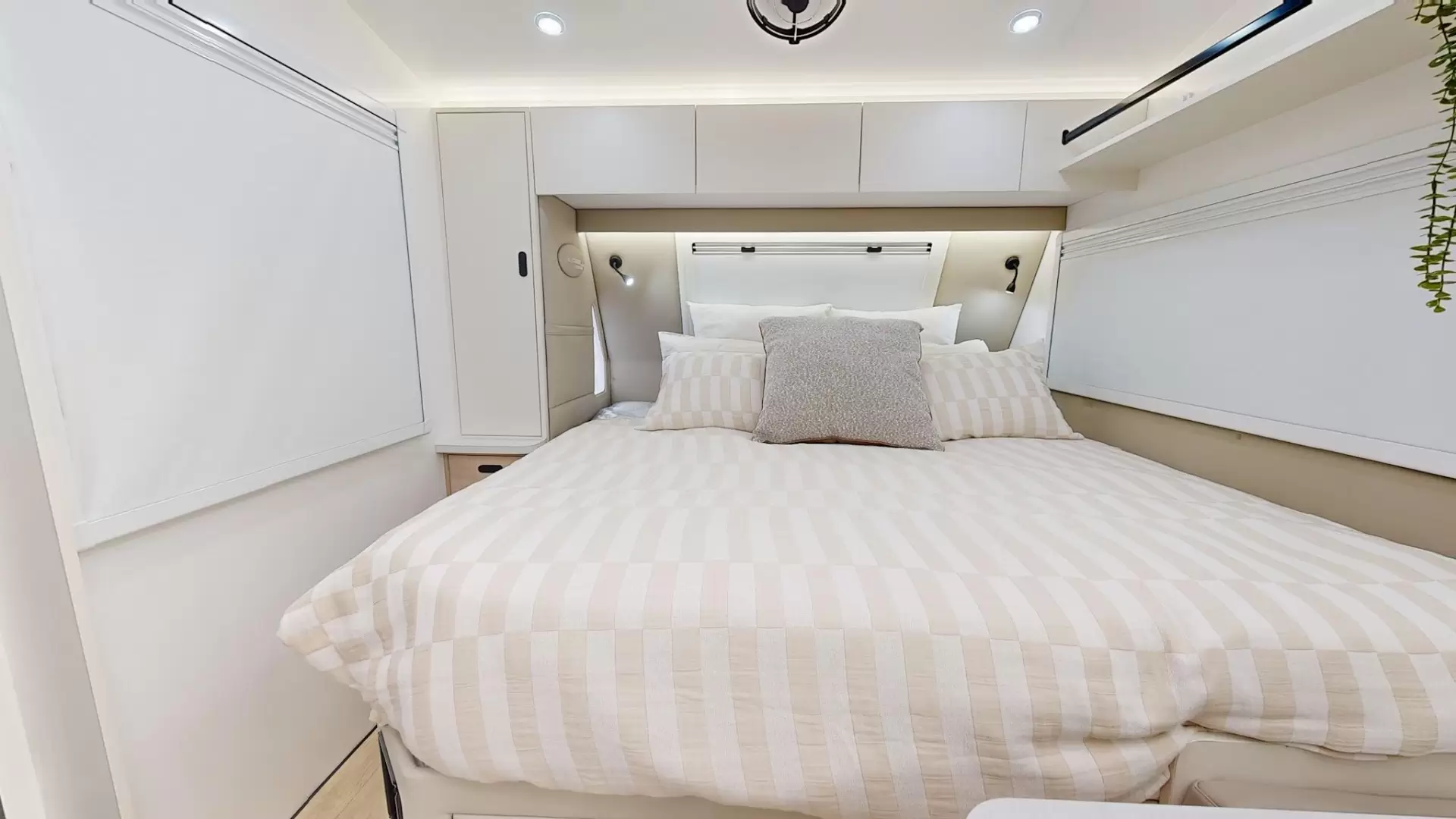 NEW 2026 VACATIONER CARAVANS ROUGH RIDER