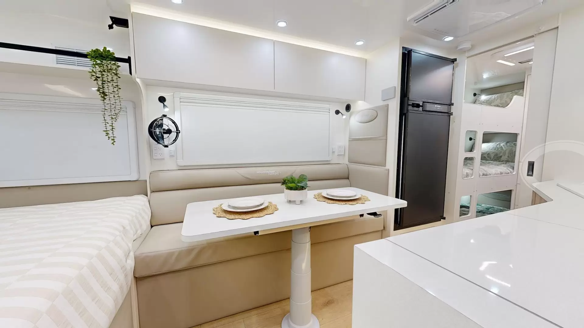 NEW 2026 VACATIONER CARAVANS ROUGH RIDER