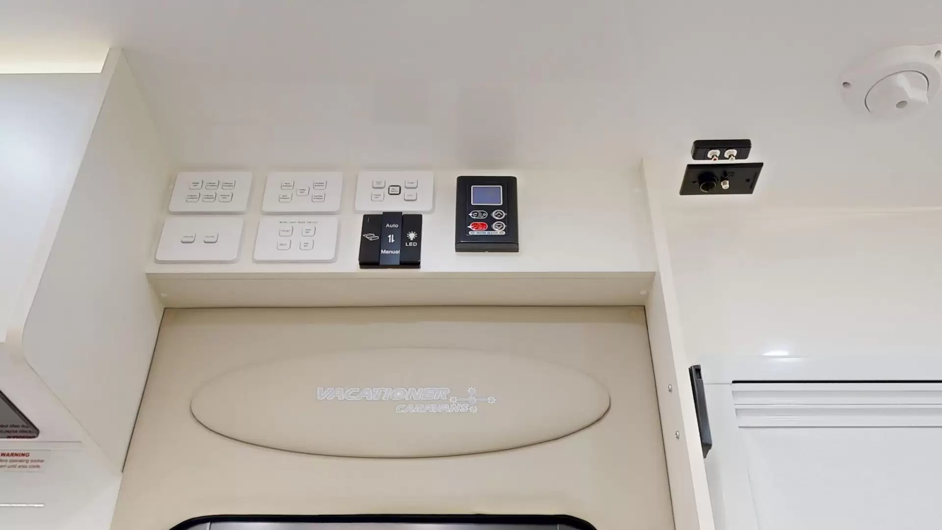 NEW 2026 VACATIONER CARAVANS ROUGH RIDER