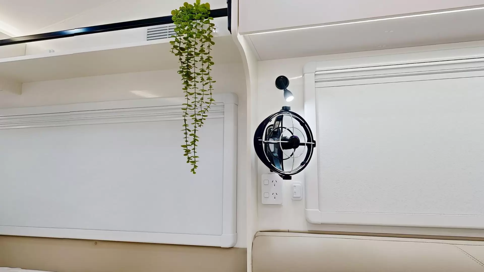 NEW 2026 VACATIONER CARAVANS ROUGH RIDER