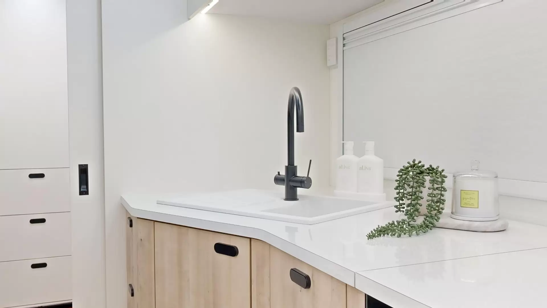 NEW 2026 VACATIONER CARAVANS ROUGH RIDER