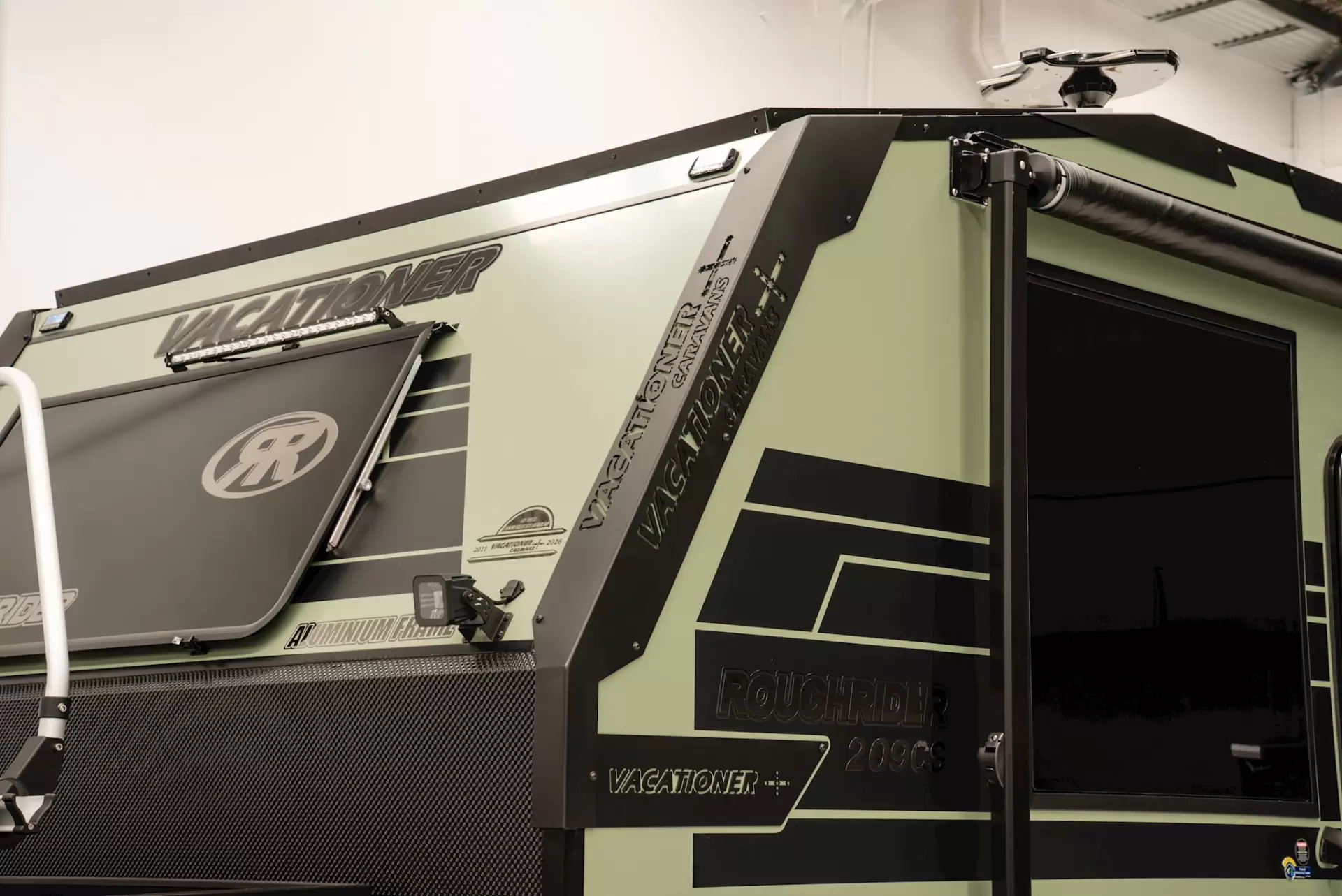 NEW 2026 VACATIONER CARAVANS ROUGH RIDER