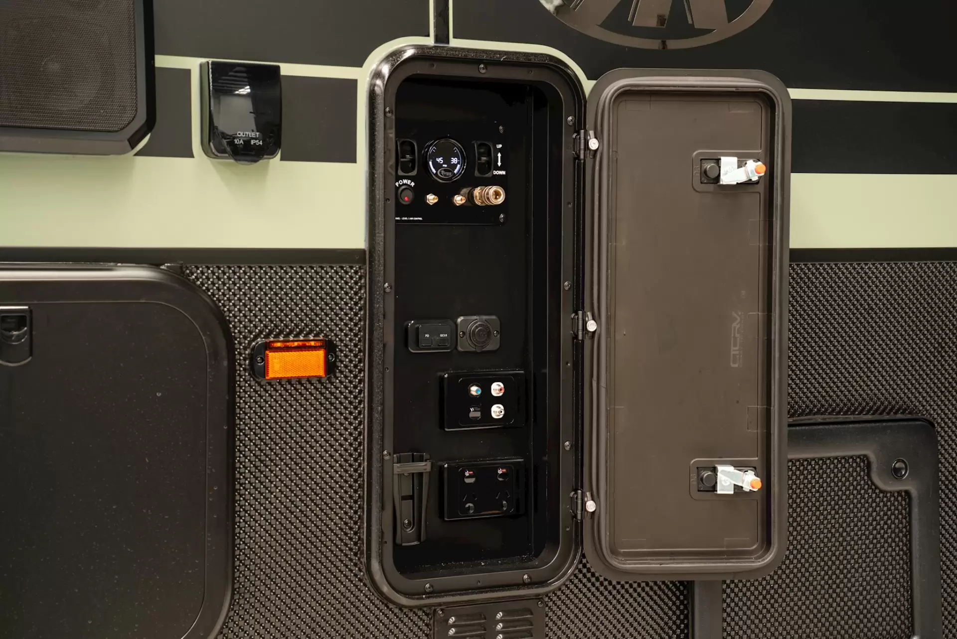 NEW 2026 VACATIONER CARAVANS ROUGH RIDER