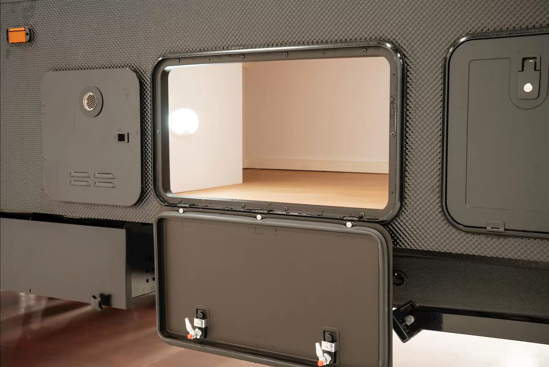 NEW 2026 VACATIONER CARAVANS ROUGH RIDER