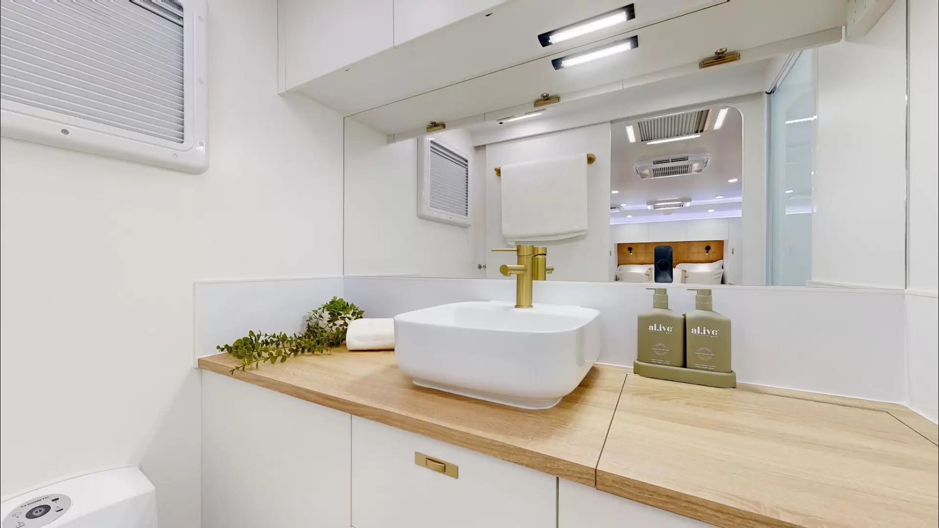 NEW 2025 Radiant Caravans OUTBACK