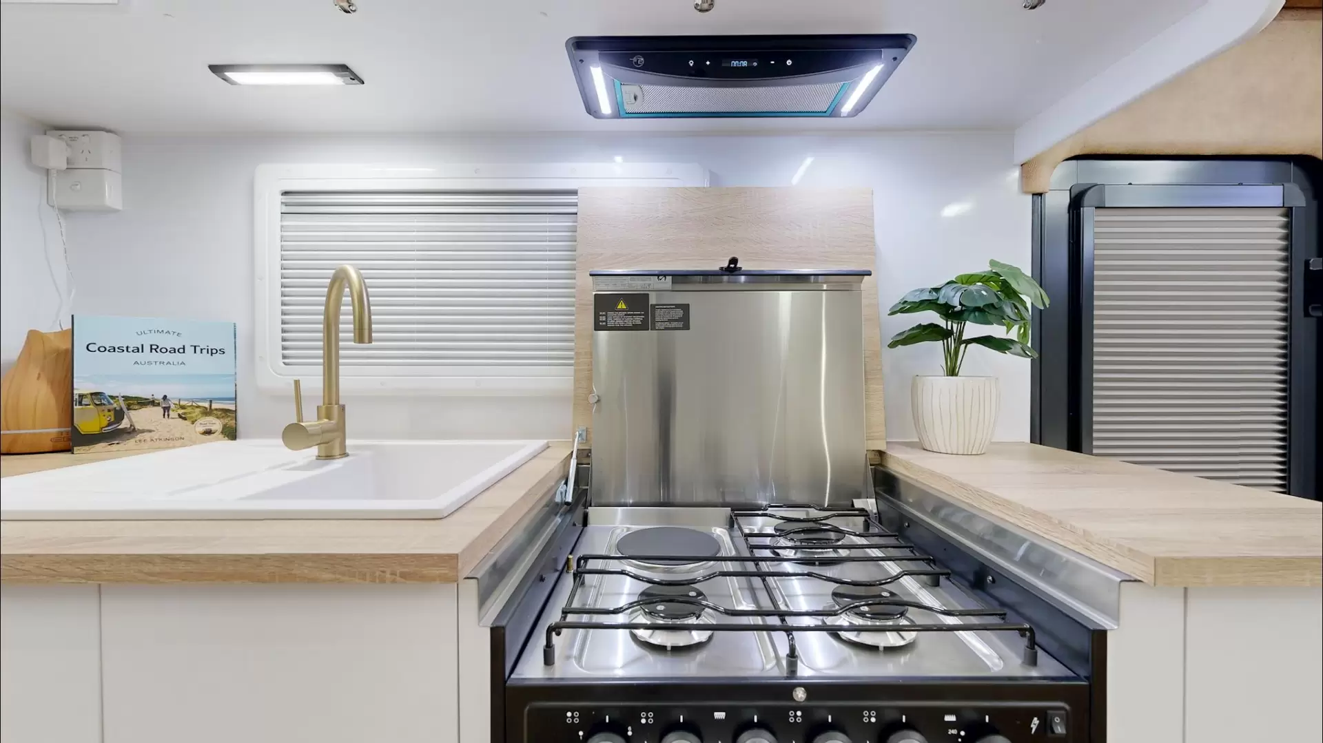 NEW 2025 Radiant Caravans OUTBACK