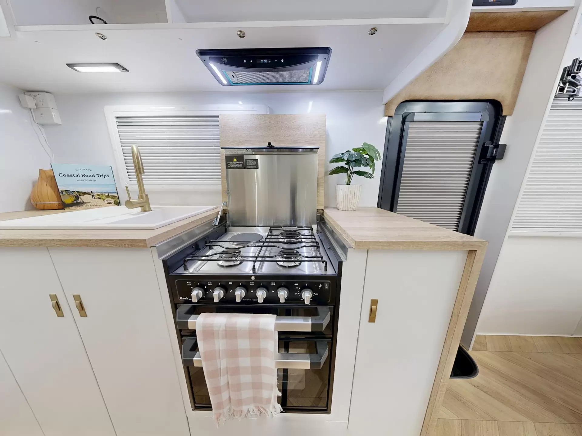 NEW 2025 Radiant Caravans OUTBACK
