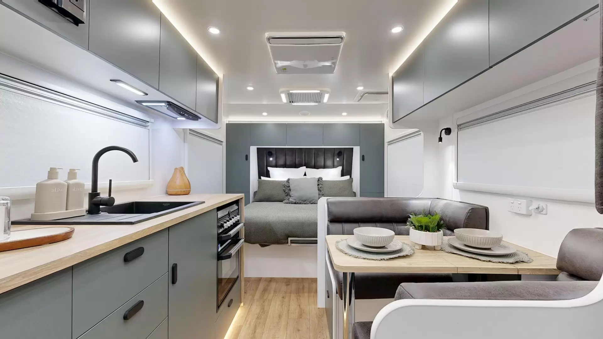 NEW 2026 Radiant Caravans OUTBACK