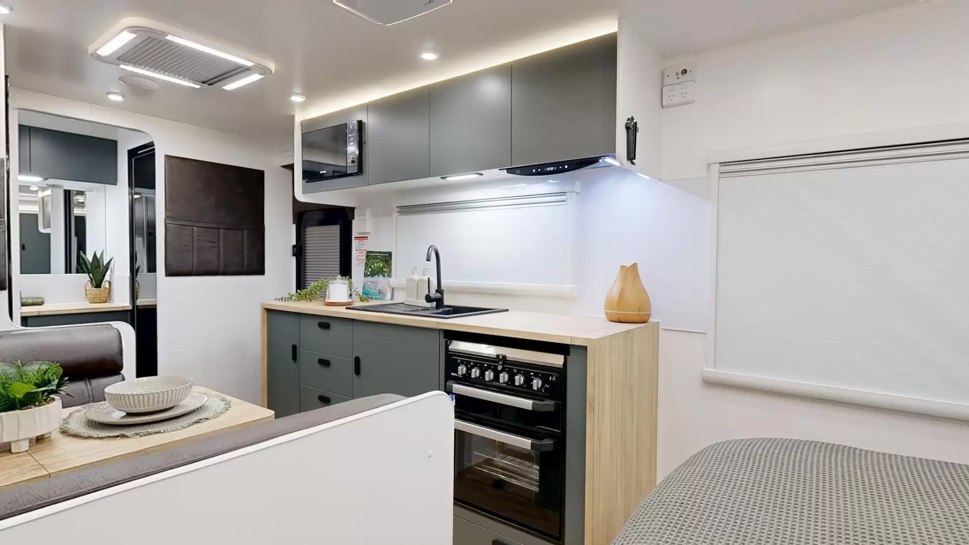 NEW 2026 Radiant Caravans OUTBACK