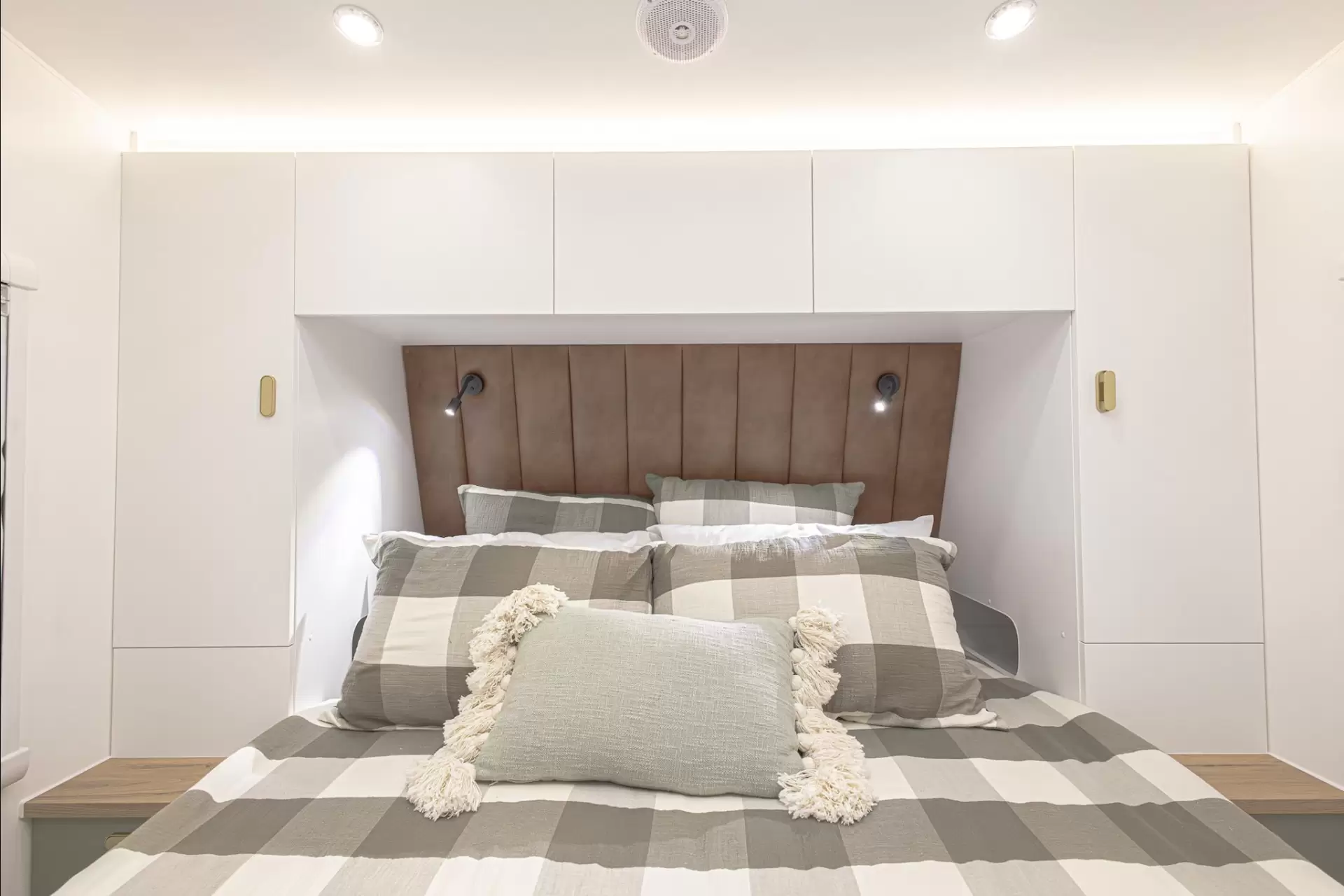 NEW 2026 RADIANT CARAVANS OUTBACK