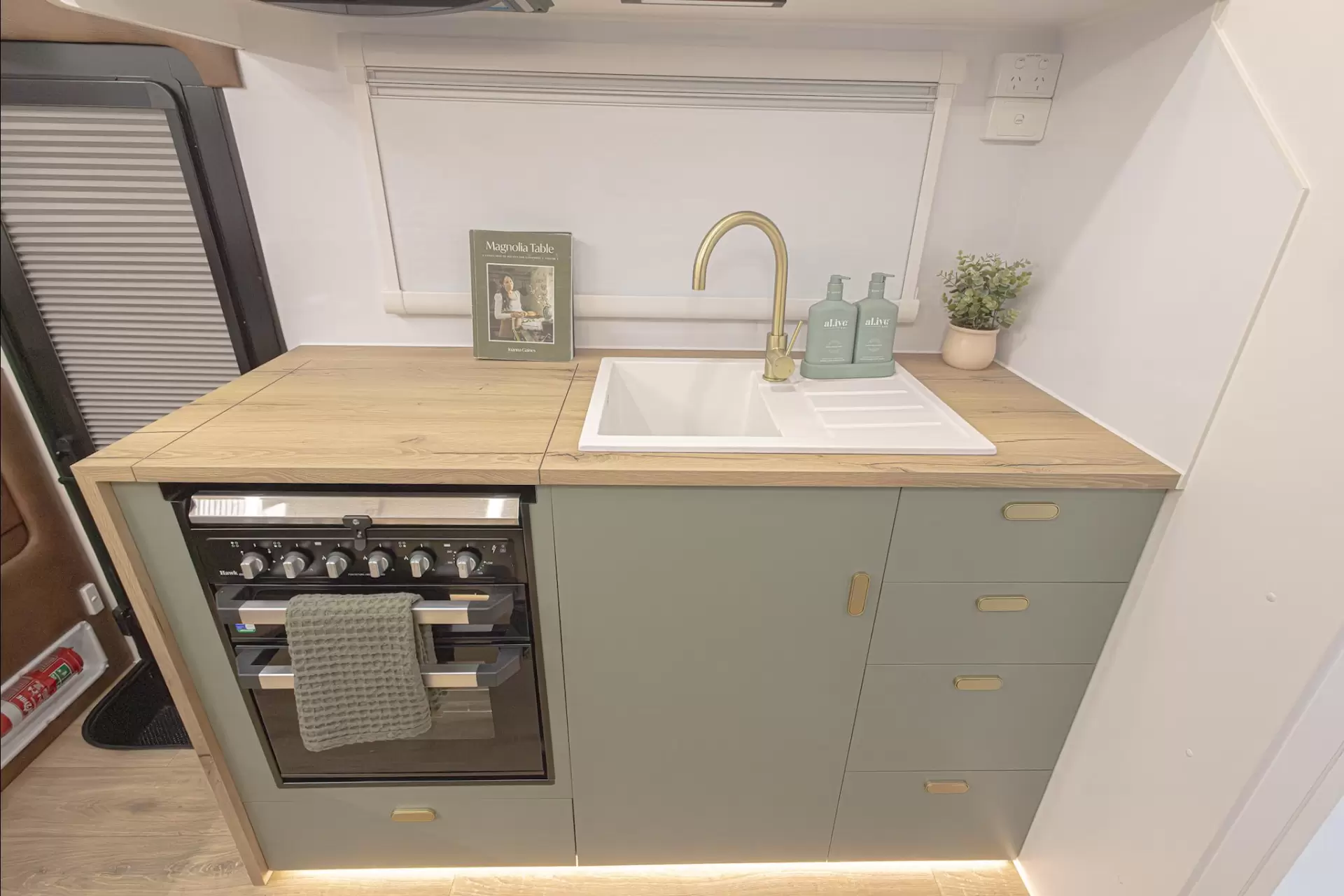 NEW 2026 RADIANT CARAVANS OUTBACK