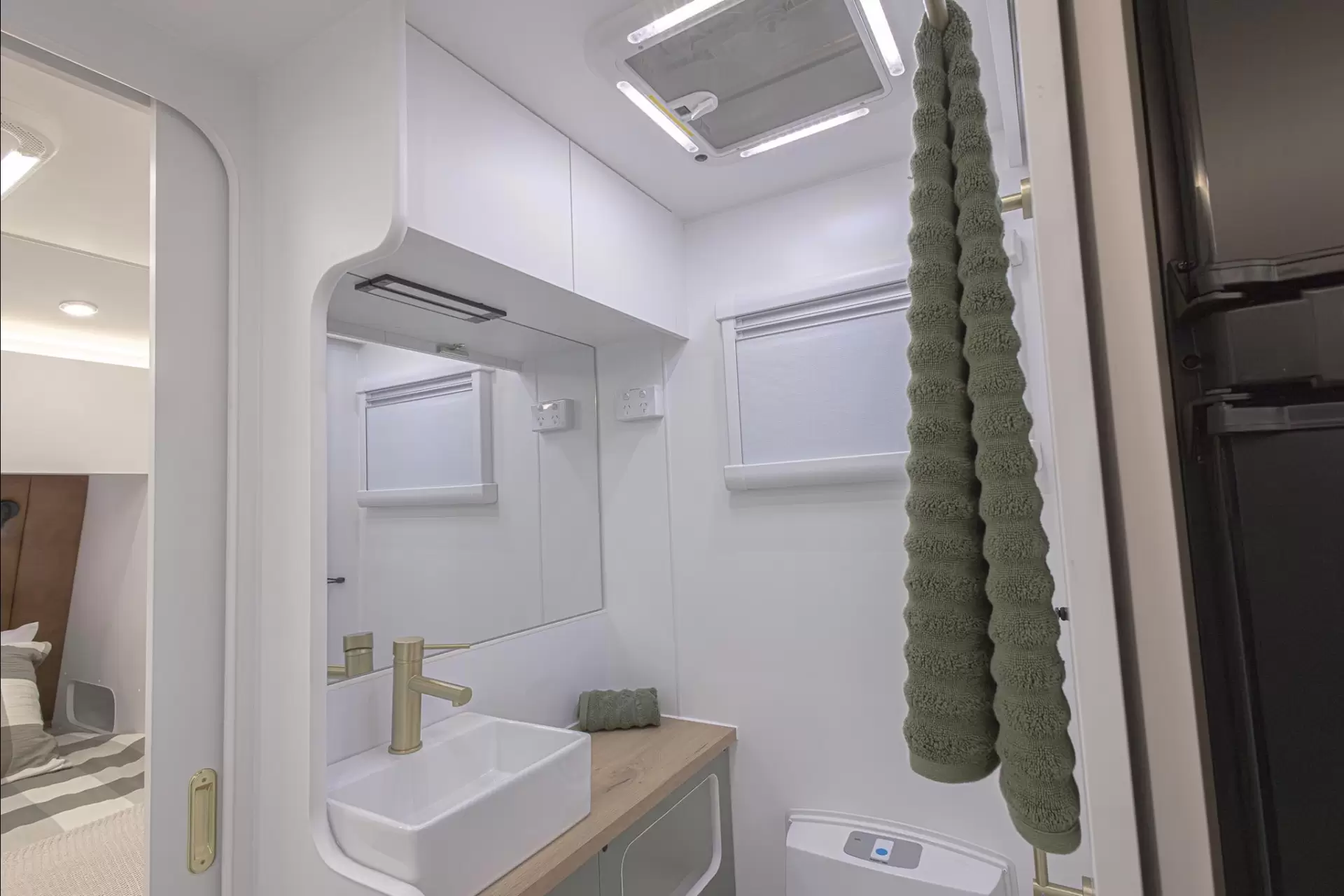 NEW 2026 RADIANT CARAVANS OUTBACK