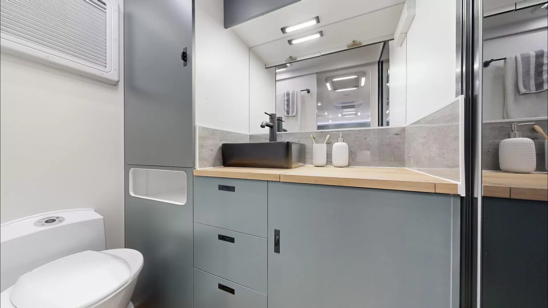 NEW 2025 Radiant Caravans OUTBACK