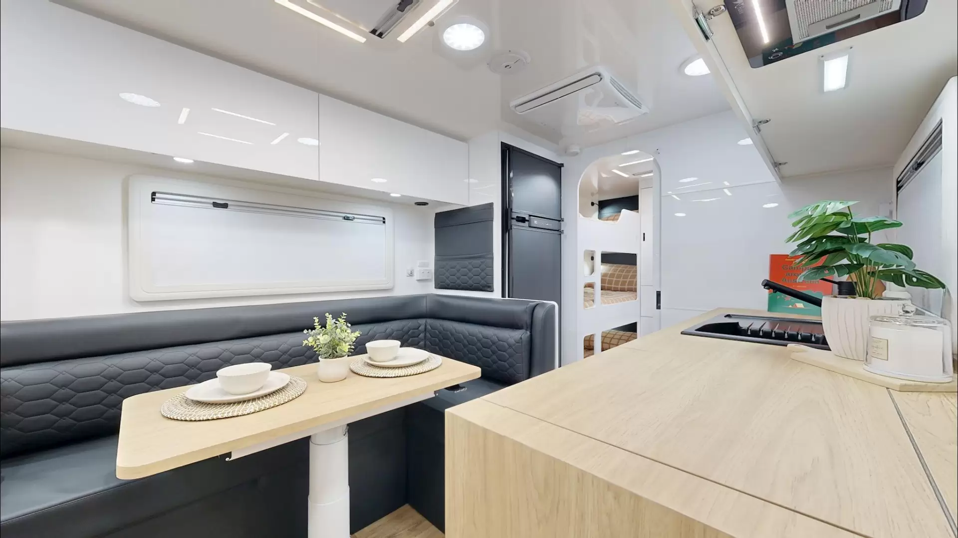 NEW 2026 VACATIONER CARAVANS ENDURA