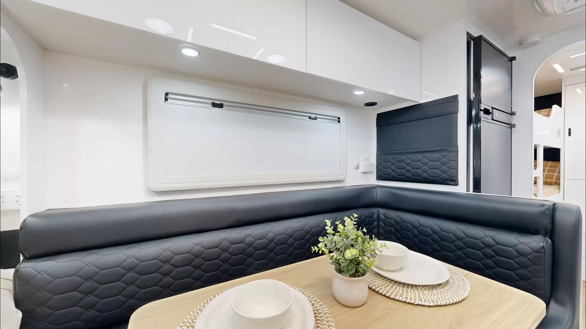 NEW 2026 VACATIONER CARAVANS ENDURA