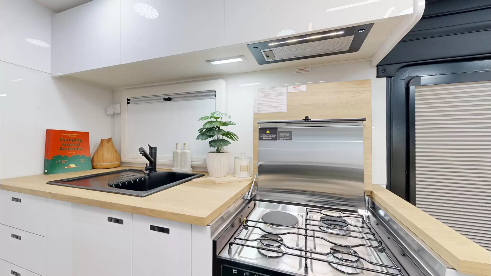 NEW 2026 VACATIONER CARAVANS ENDURA