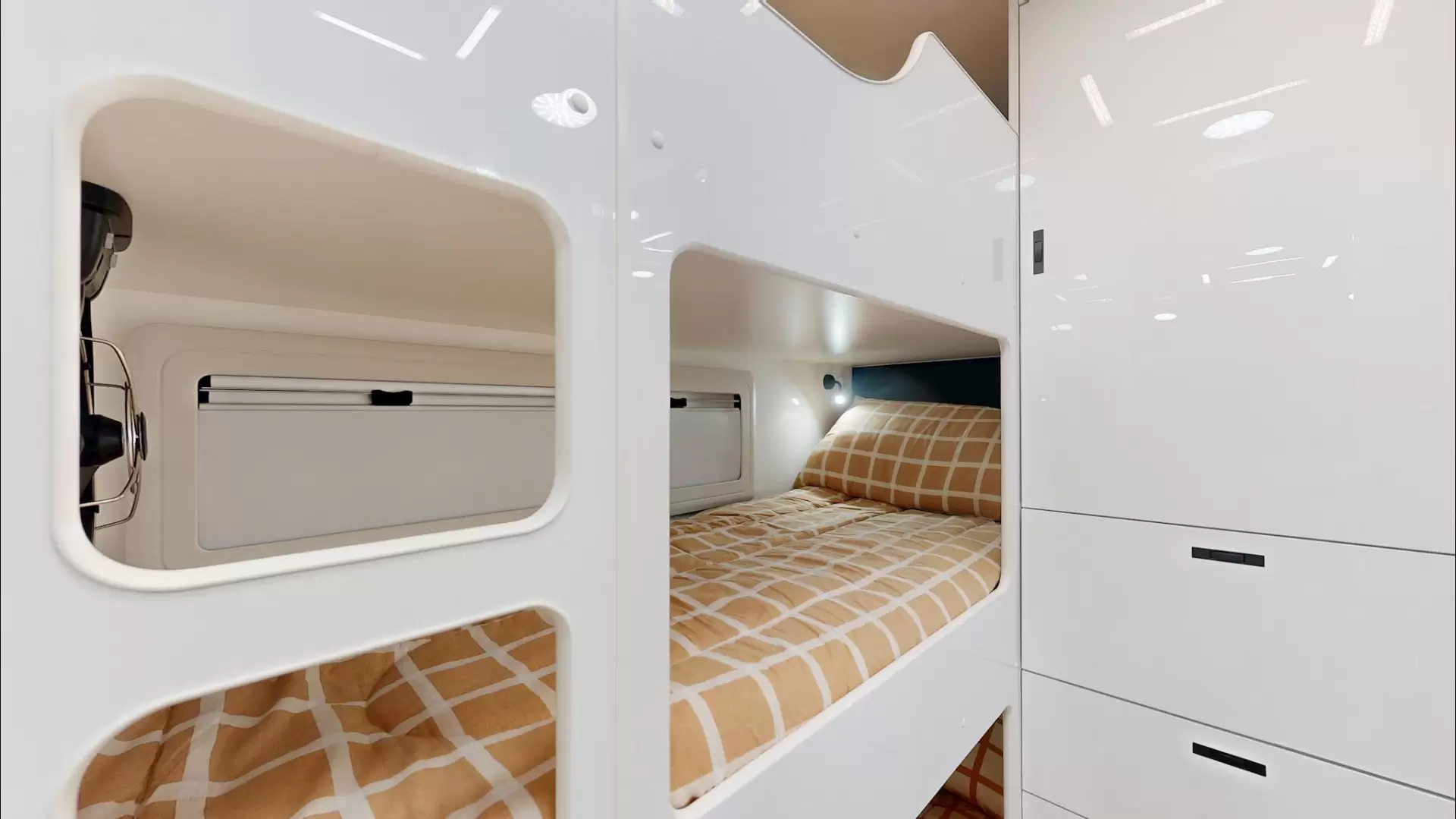 NEW 2026 VACATIONER CARAVANS ENDURA