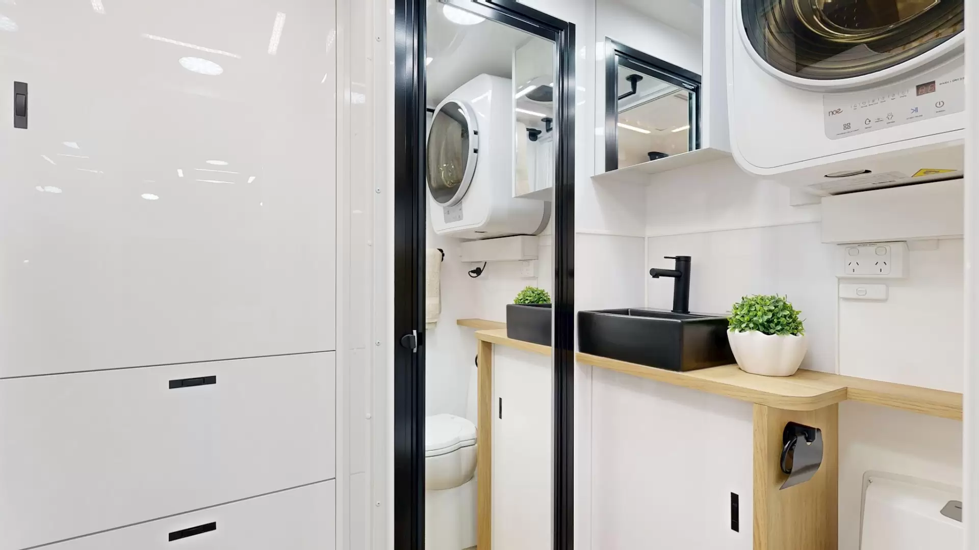 NEW 2026 VACATIONER CARAVANS ENDURA