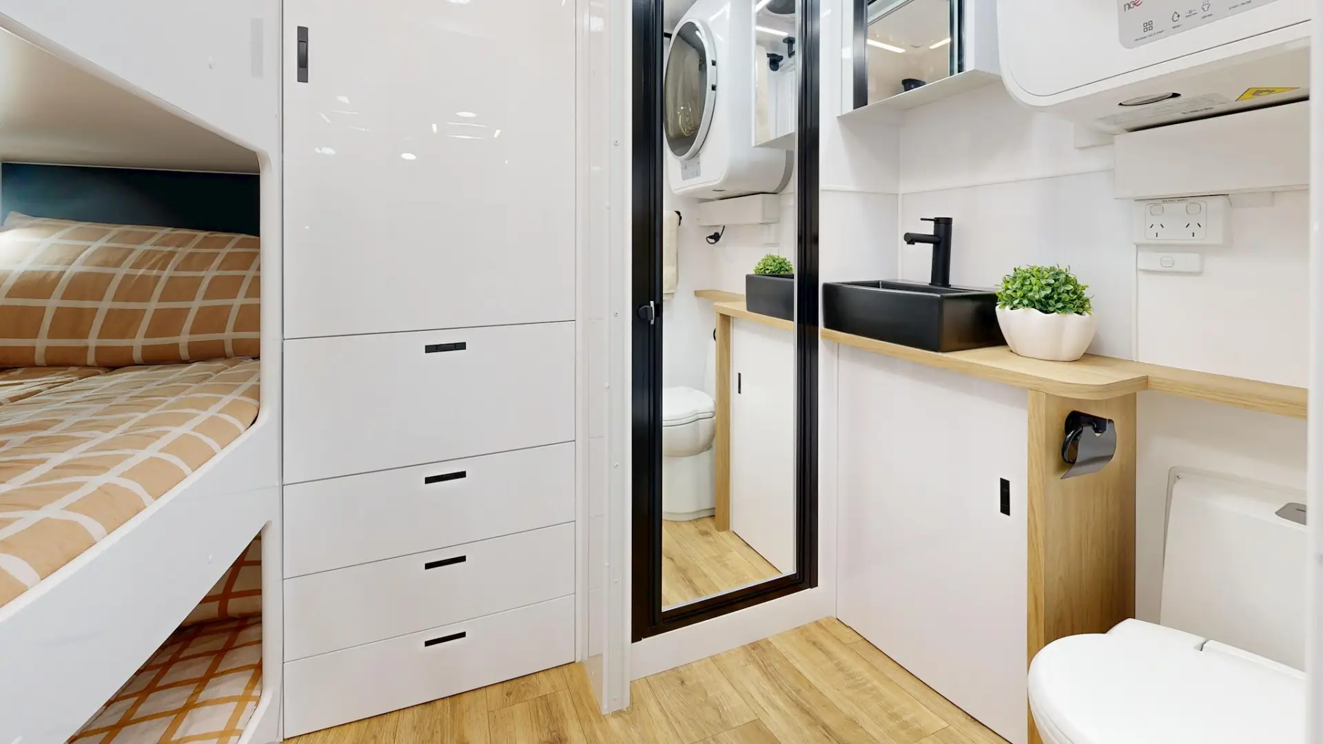 NEW 2026 VACATIONER CARAVANS ENDURA
