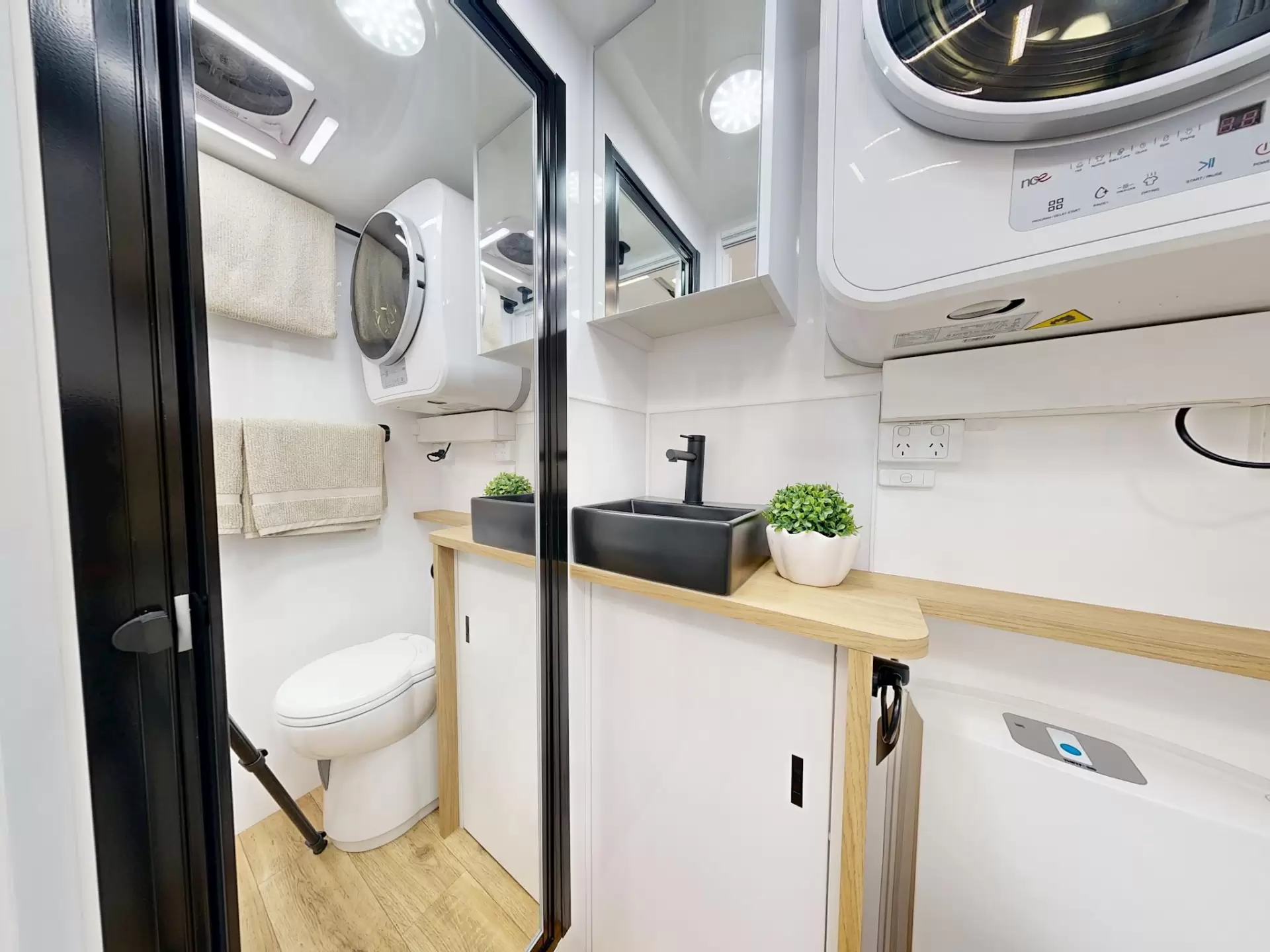 NEW 2026 VACATIONER CARAVANS ENDURA