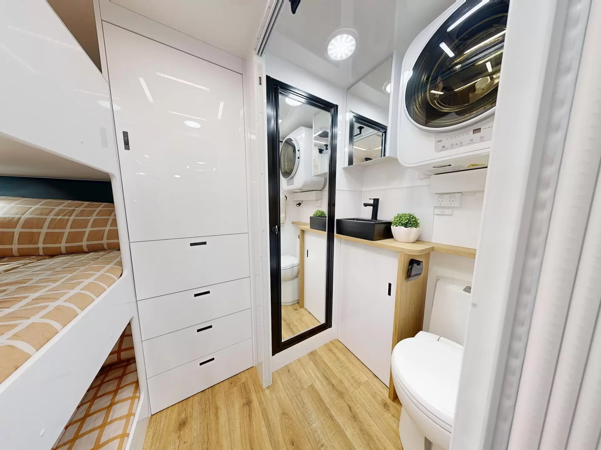 NEW 2026 VACATIONER CARAVANS ENDURA