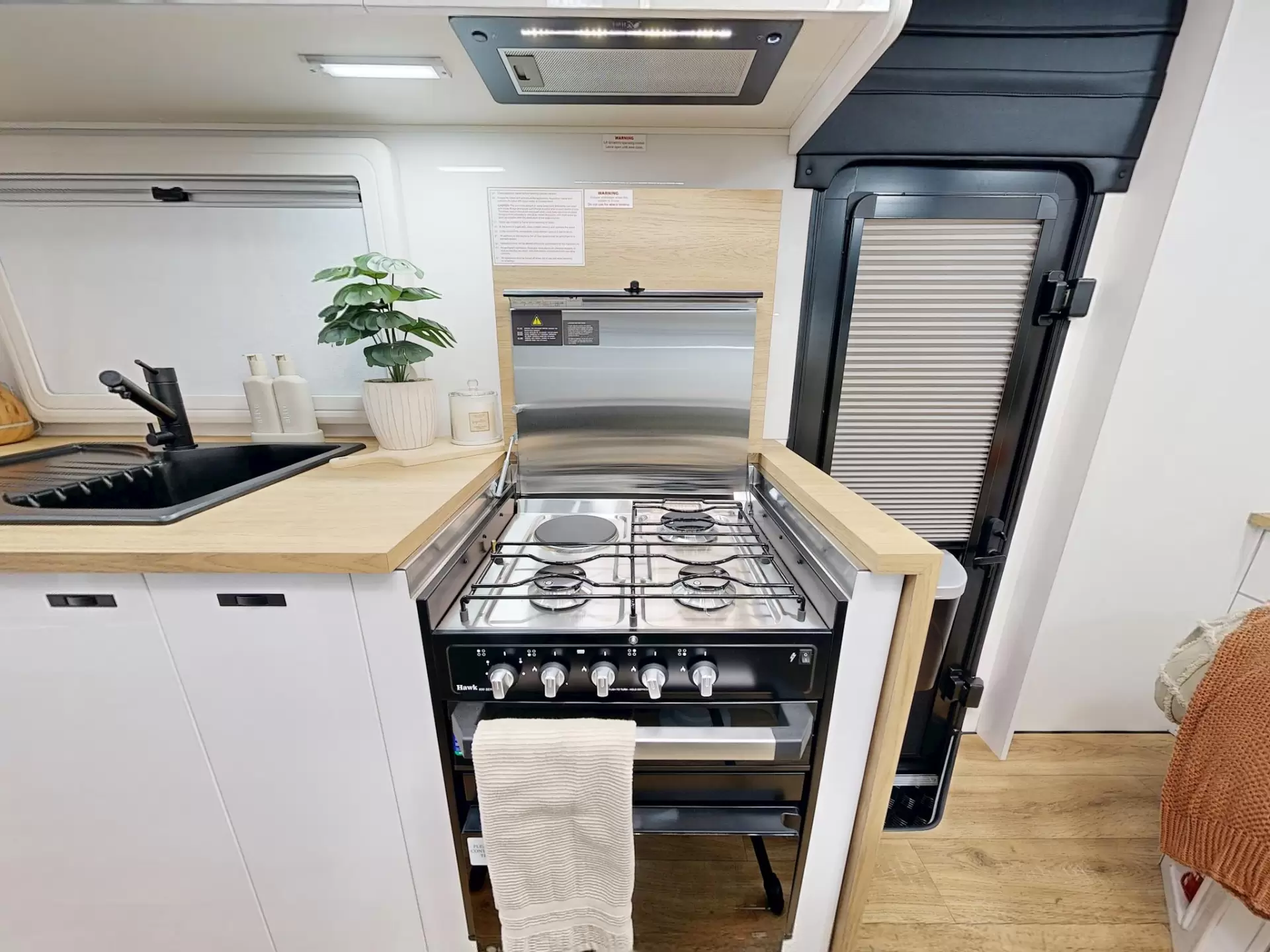 NEW 2026 VACATIONER CARAVANS ENDURA