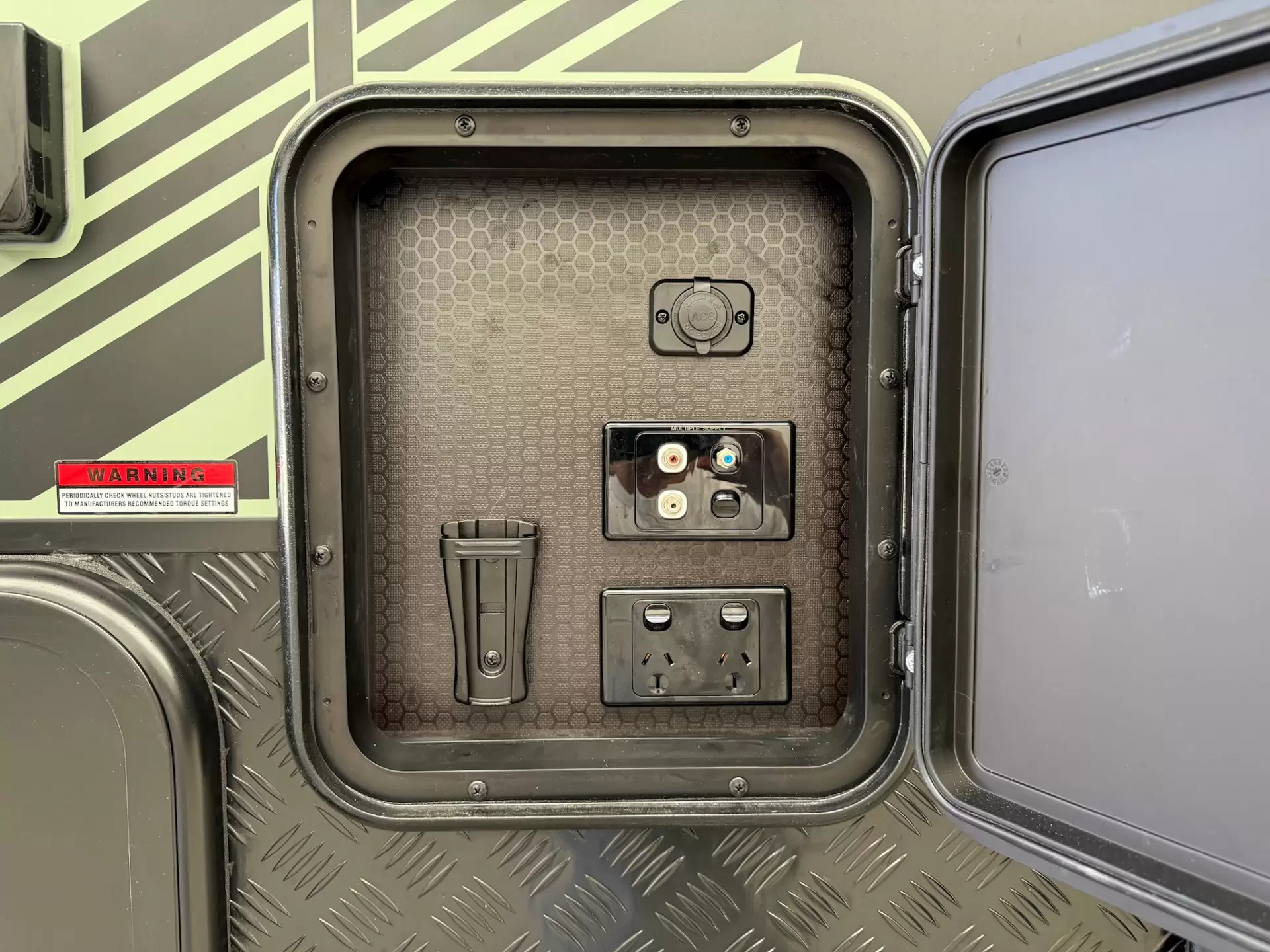 NEW 2026 VACATIONER CARAVANS ENDURA