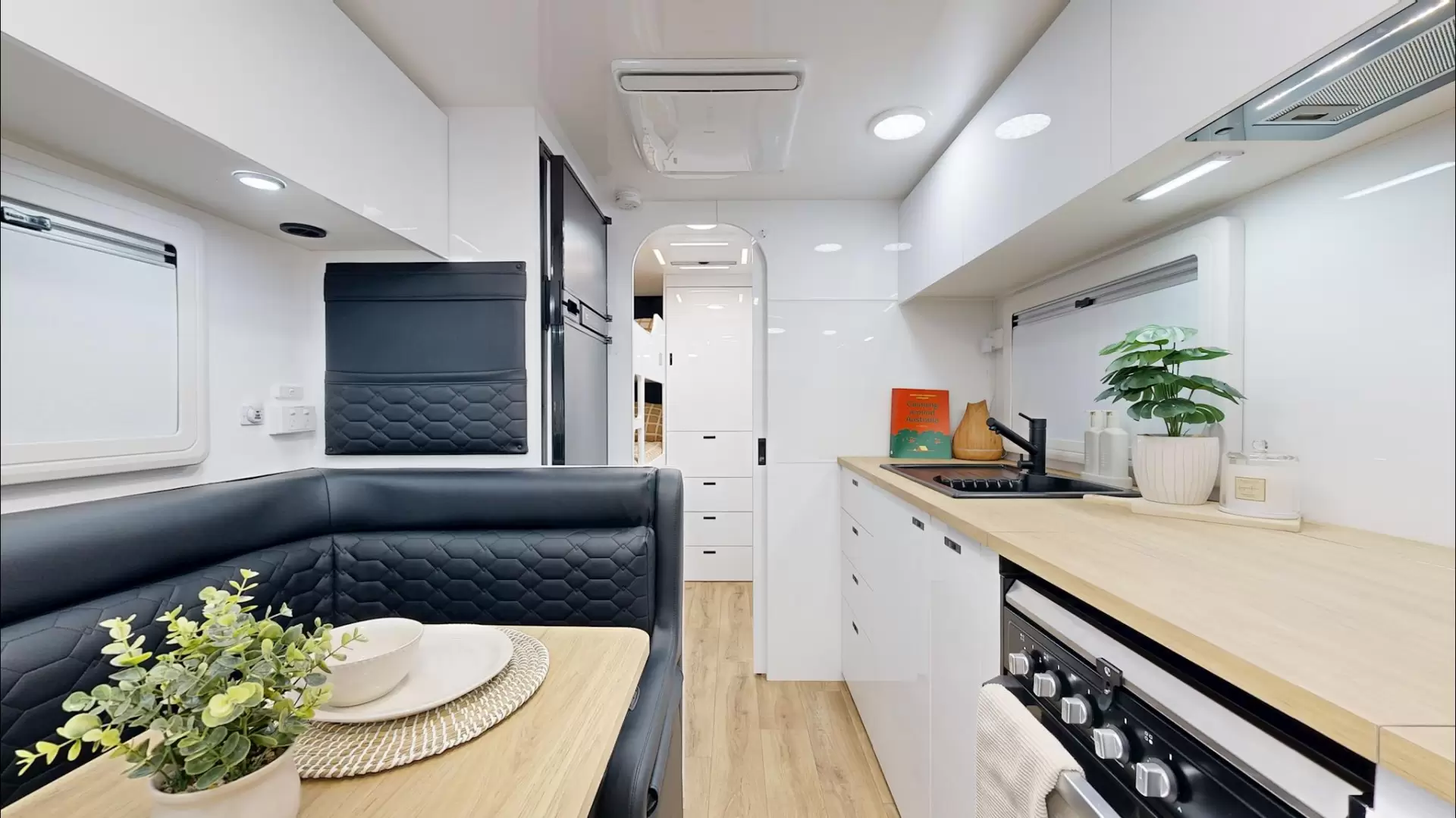 NEW 2026 VACATIONER CARAVANS ENDURA