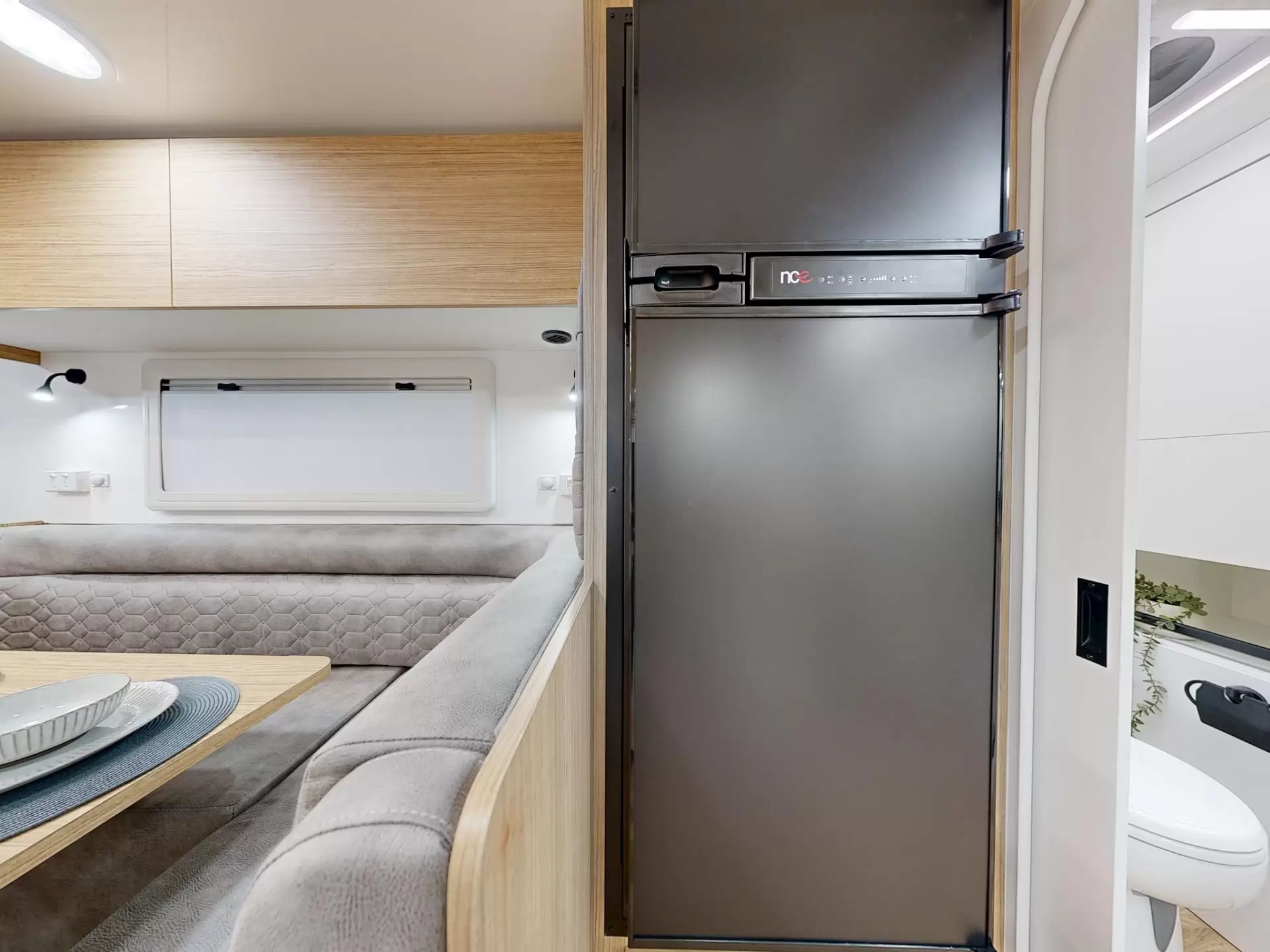 NEW 2025 VACATIONER CARAVANS ENDURA