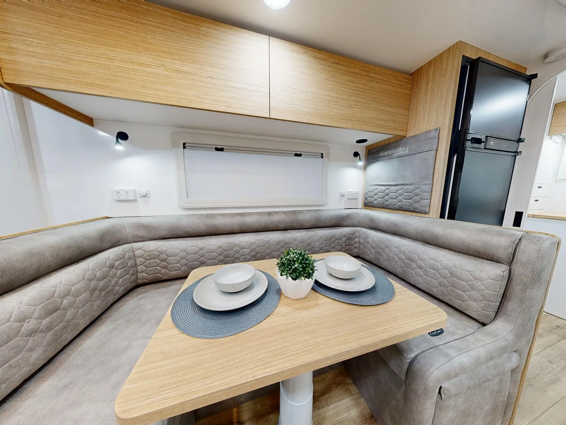 NEW 2026 VACATIONER CARAVANS ENDURA
