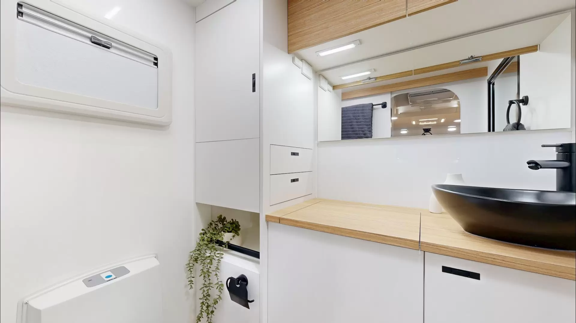 NEW 2025 VACATIONER CARAVANS ENDURA