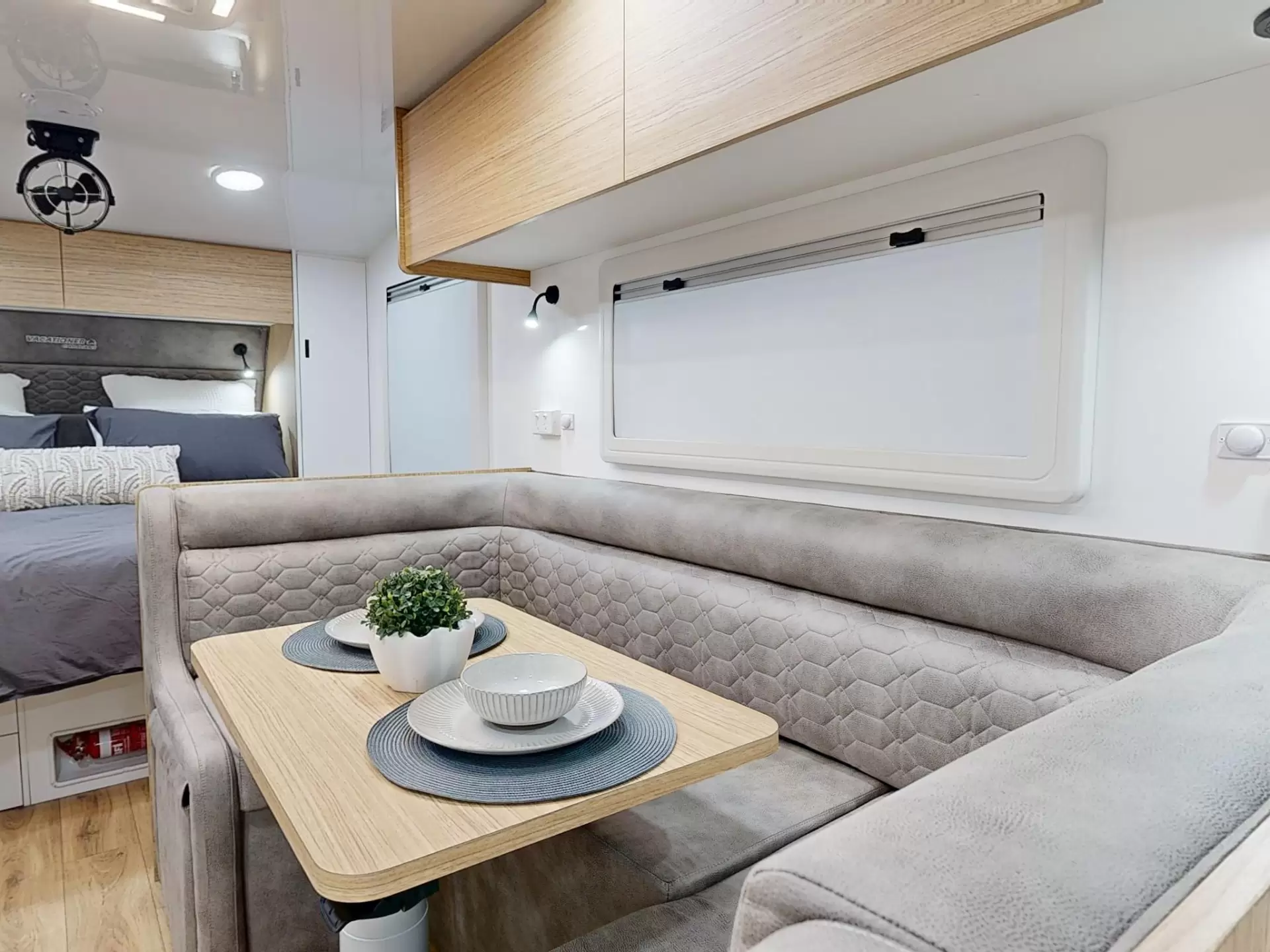 NEW 2025 VACATIONER CARAVANS ENDURA