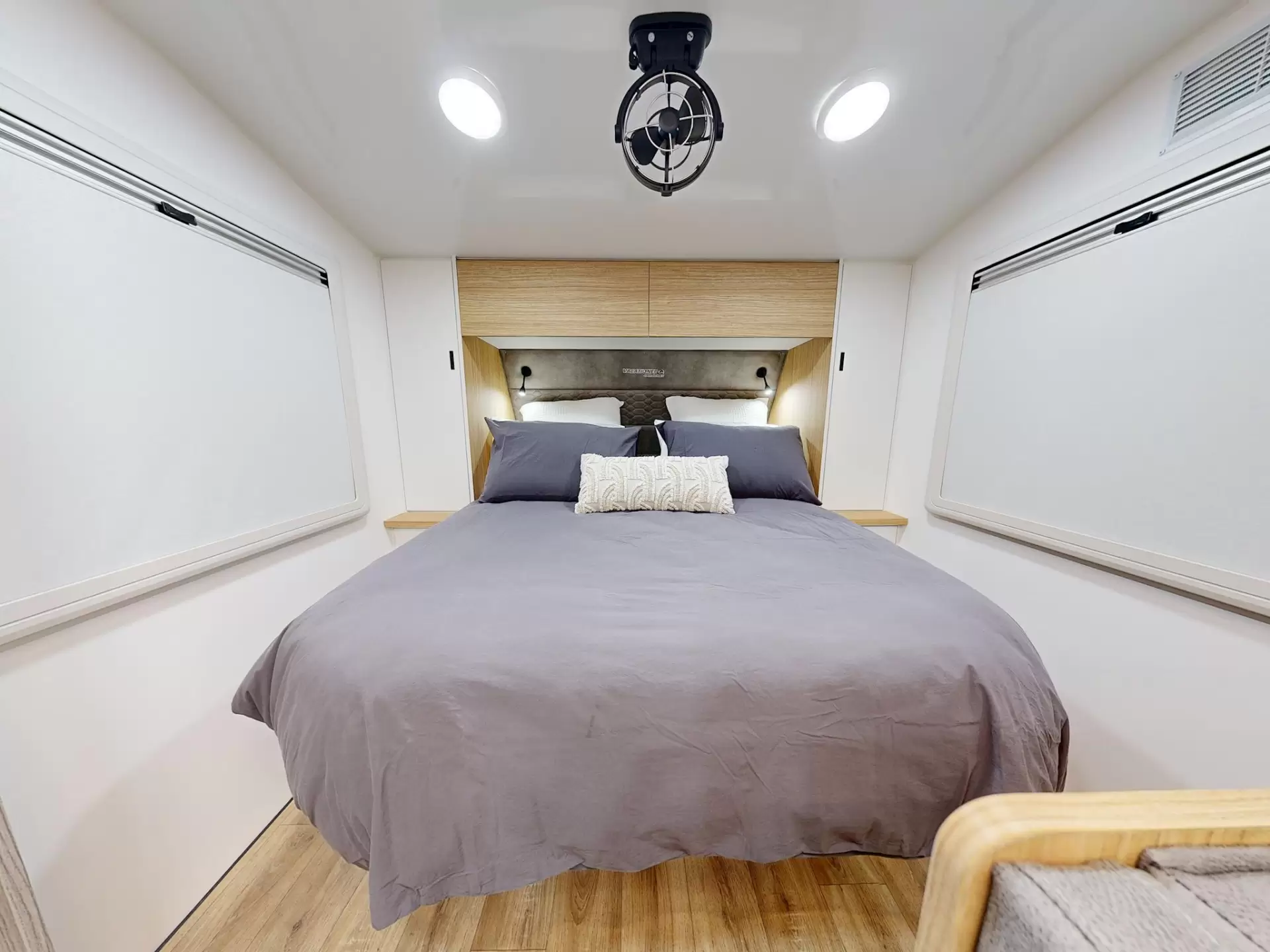 NEW 2025 VACATIONER CARAVANS ENDURA