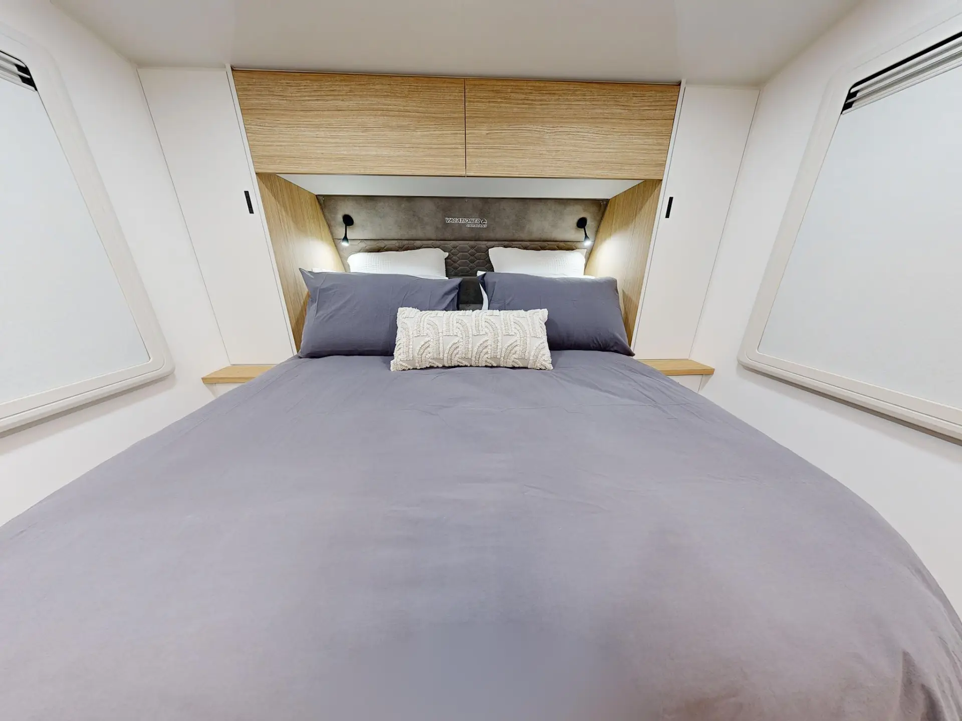 NEW 2026 VACATIONER CARAVANS ENDURA