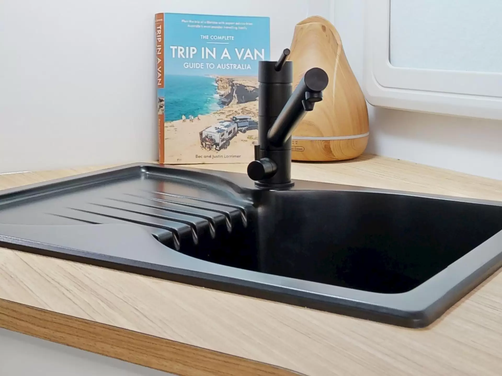 NEW 2025 VACATIONER CARAVANS ENDURA