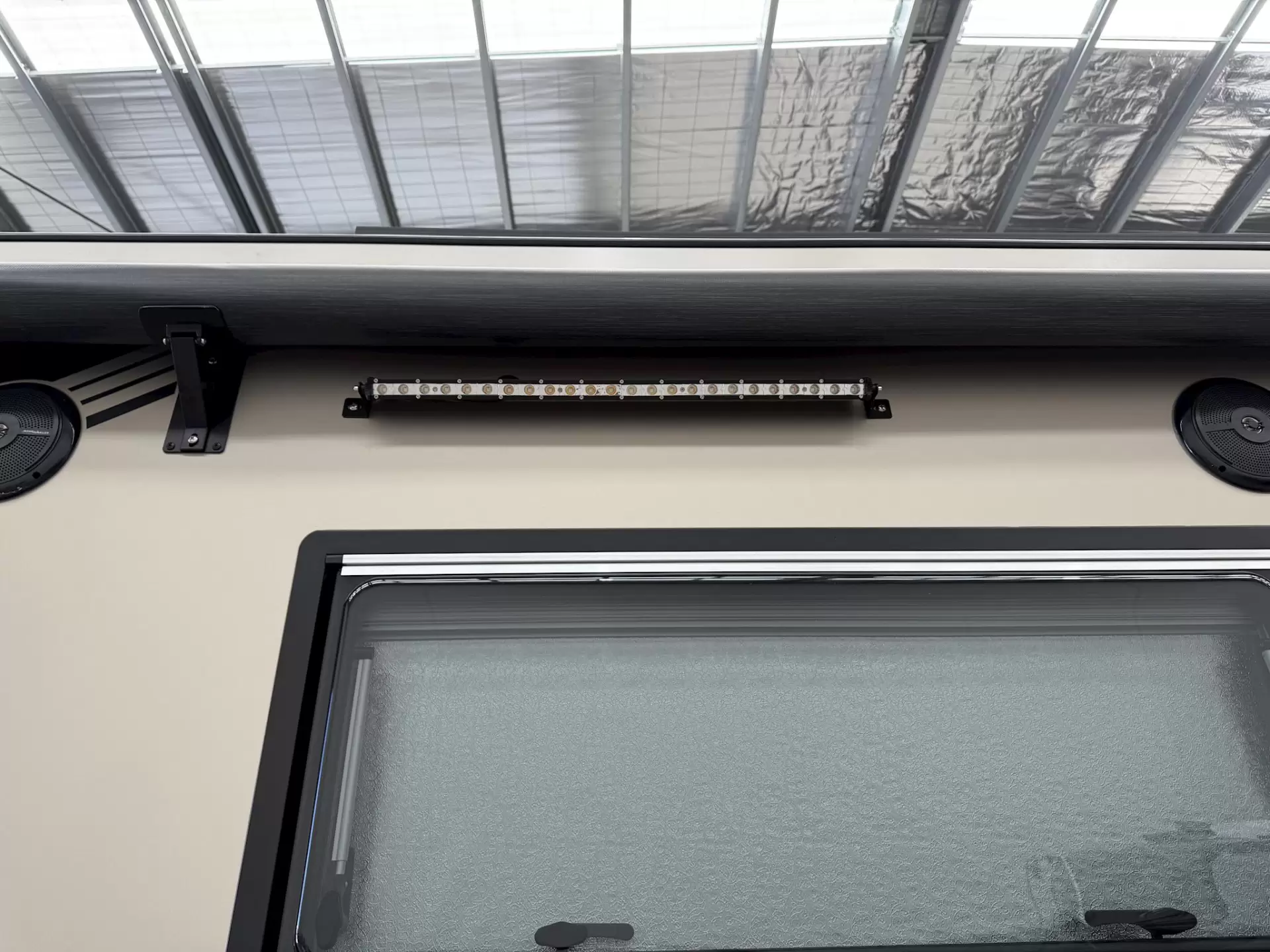 NEW 2025 VACATIONER CARAVANS ENDURA