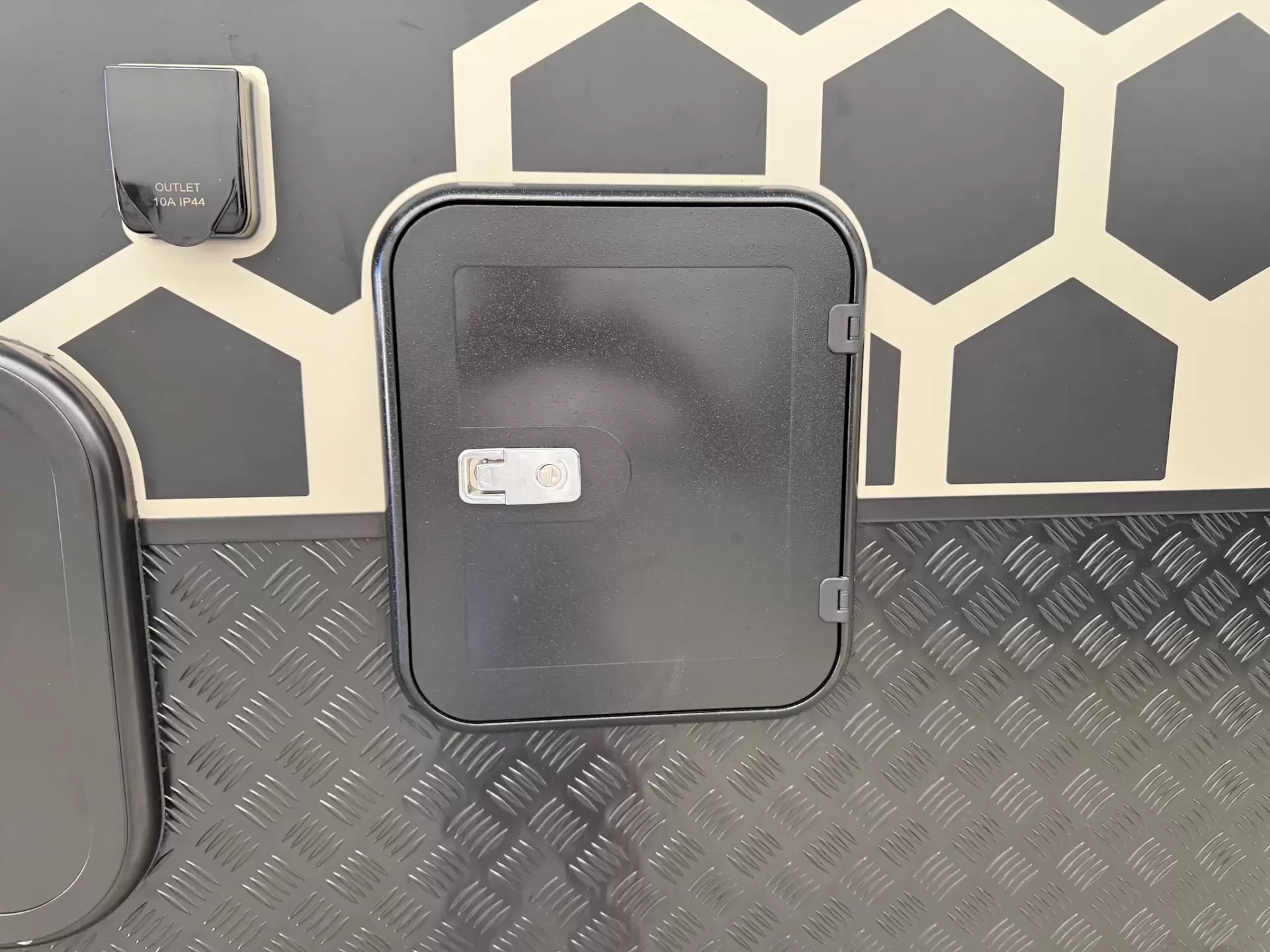 NEW 2025 VACATIONER CARAVANS ENDURA