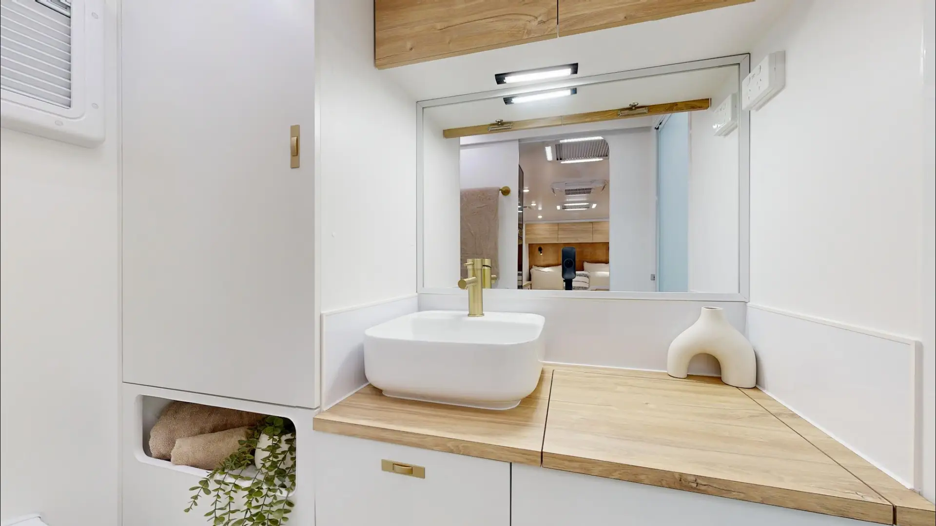 NEW 2025 Radiant Caravans OUTBACK