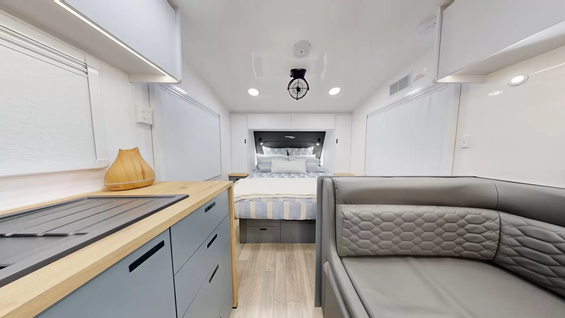 NEW 2026 VACATIONER CARAVANS ENDURA