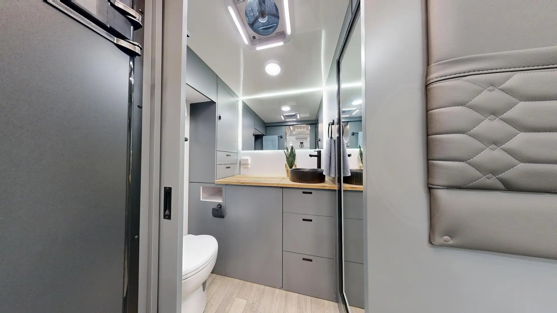 NEW 2026 VACATIONER CARAVANS ENDURA