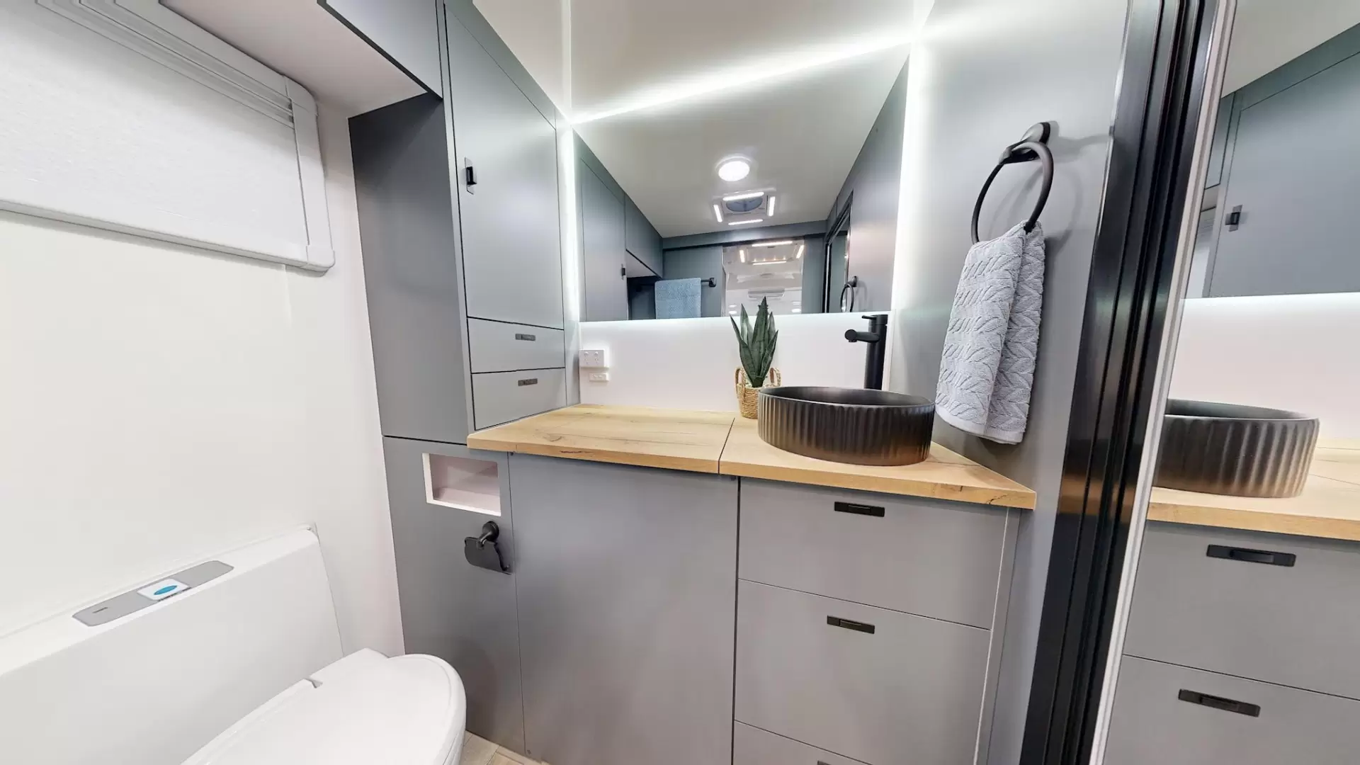 NEW 2026 VACATIONER CARAVANS ENDURA