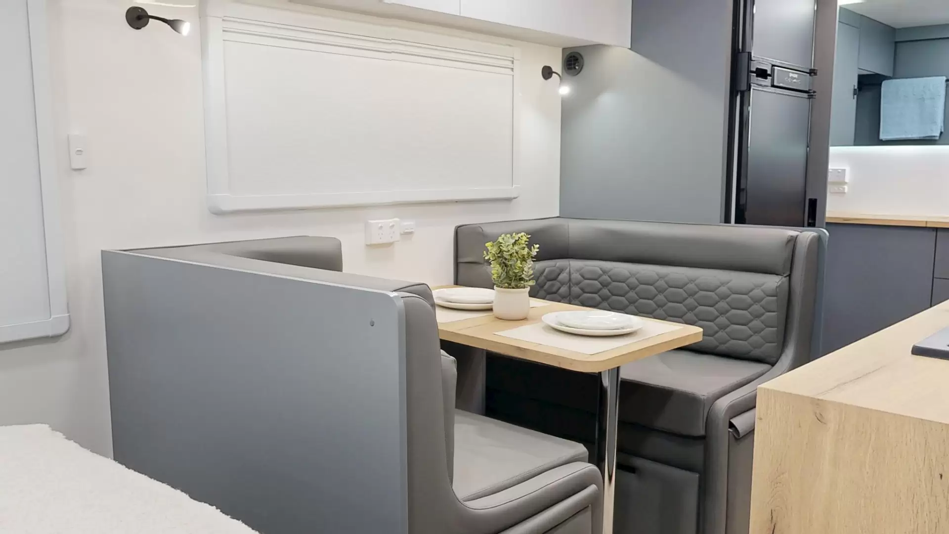 NEW 2026 VACATIONER CARAVANS ENDURA