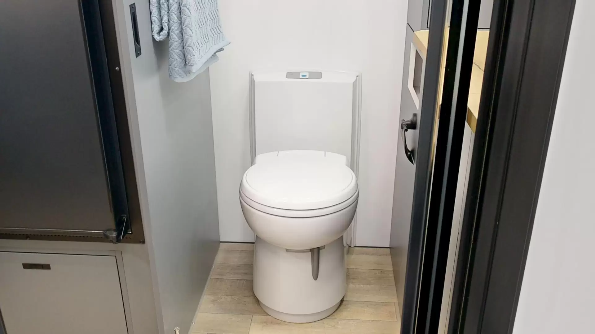 NEW 2026 VACATIONER CARAVANS ENDURA